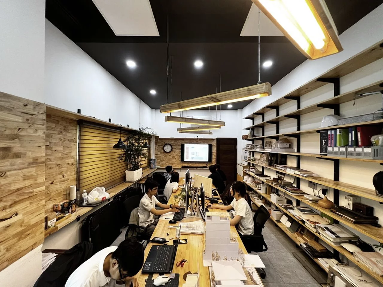 Tạo Dựng Không Gian Sống Hoàn Hảo với Thiết Kế Nhà Đẹp từ SYDO CORP 26 Đội Ngũ Thiết Kế Nhà Đẹp của SYDO CORP